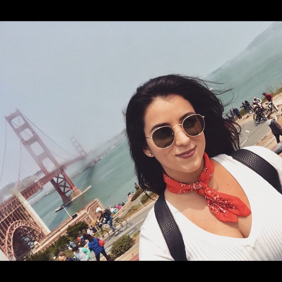 Meet your Posher, Daniela - Picture 8 of 16